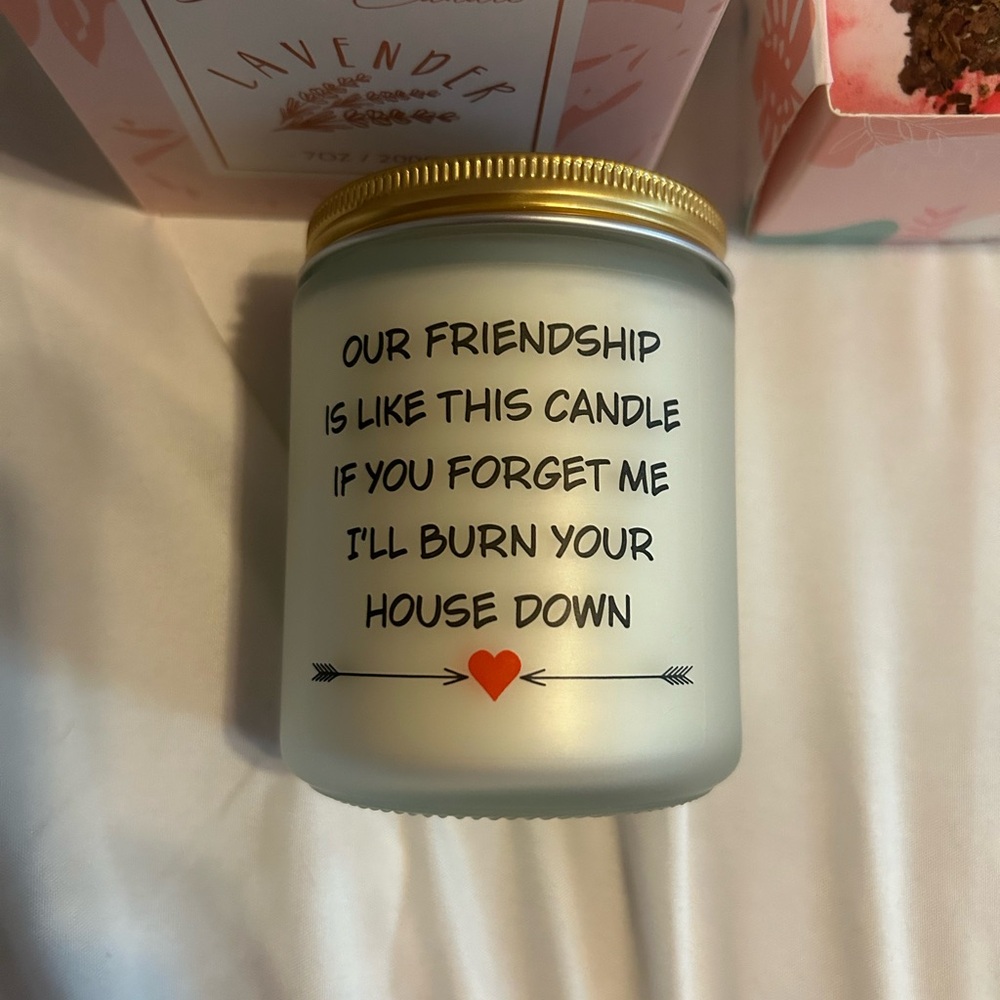 Scented Friendship Candle Lavender - Pink and Rose/Freesia Scented Bath Bombs